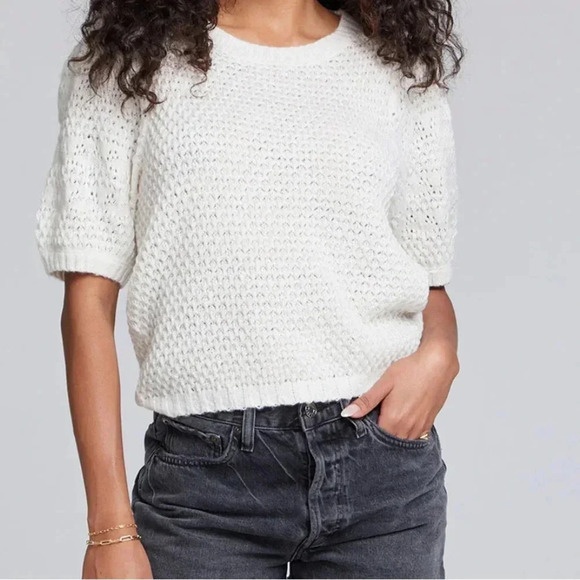 Saltwater Luxe Doc Sweater Size Medium - Picture 2 of 8